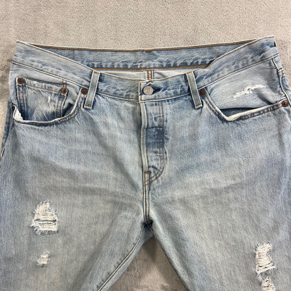 LEVI'S501 CT Jeans Women 36x28 Light Wash‎ Good Distressed Ripped Tapered Custom - Picture 3 of 16